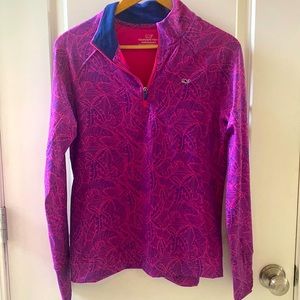 Vineyard Vines Woman’s athletic pullover Size M purple/pink